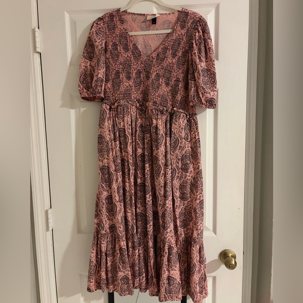 Universal Thread Pink and Black Paisley Midi Dress